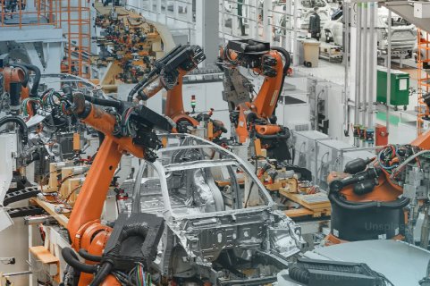 Otomotiv yan sanayi için Odoo görseli